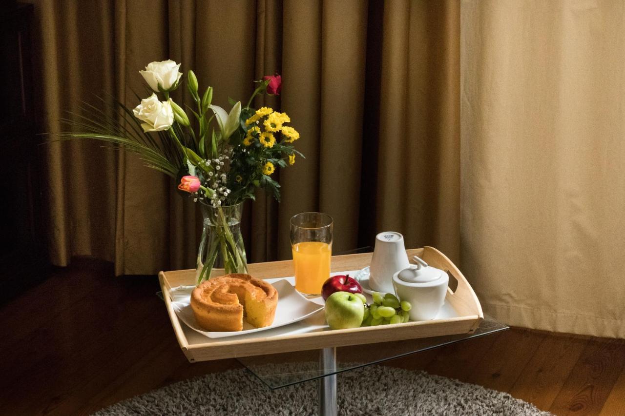 Guest House Bairro Azul Lisboa Екстериор снимка