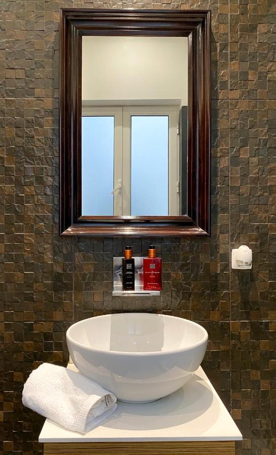 Guest House Bairro Azul Lisboa Екстериор снимка