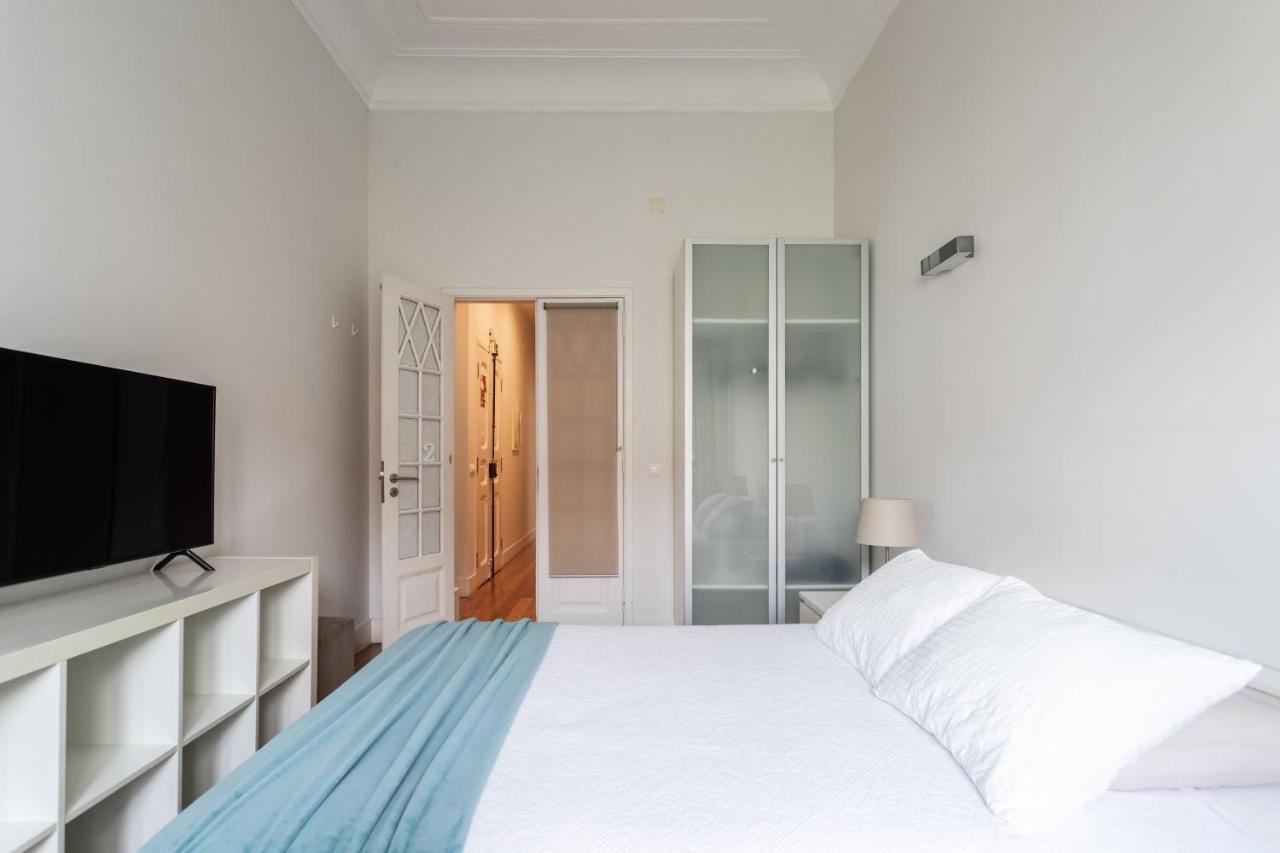 Guest House Bairro Azul Lisboa Екстериор снимка