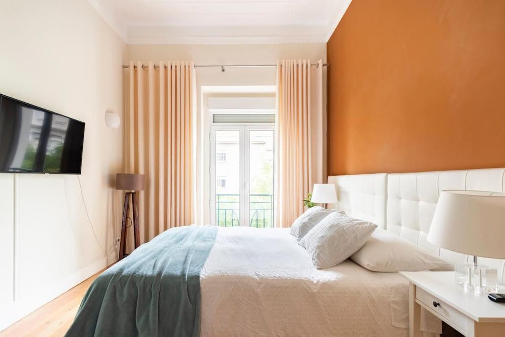 Guest House Bairro Azul Lisboa Екстериор снимка